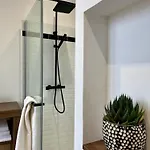 Les Cles D'a Cote - De Charme Pres De Rouen 住宿加早餐酒店 3*