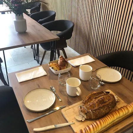 Les Cles D'a Cote - De Charme Pres De Rouen 3*